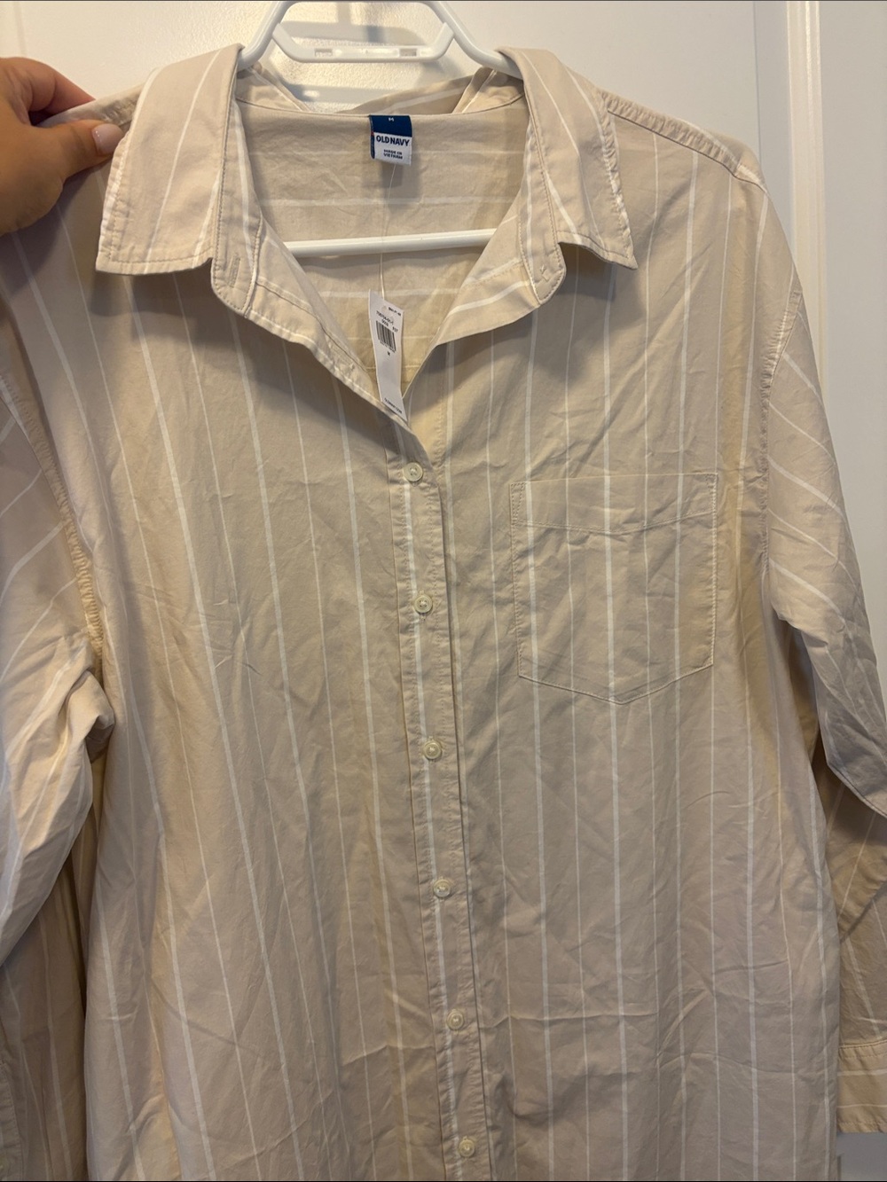 NWT Old Navy ladies size M shirt long shirt perfect for pool or beach
